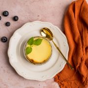 banh-flan-recipe-overhead